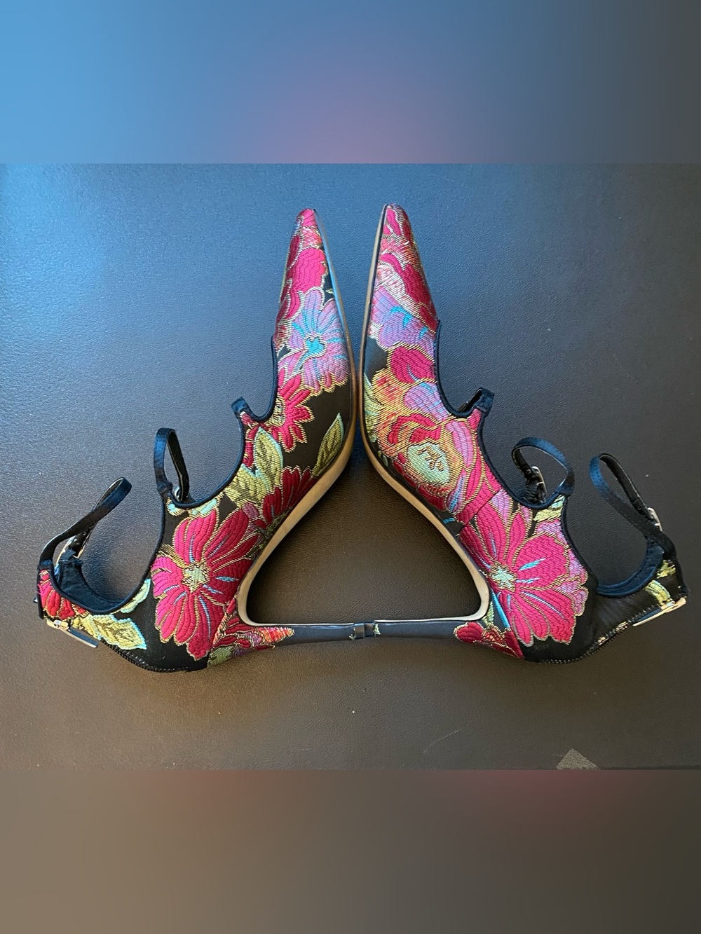 Marc Fisher Heels Women Size 8 M Joey Floral Stiletto 3" - Picture 2 of 8